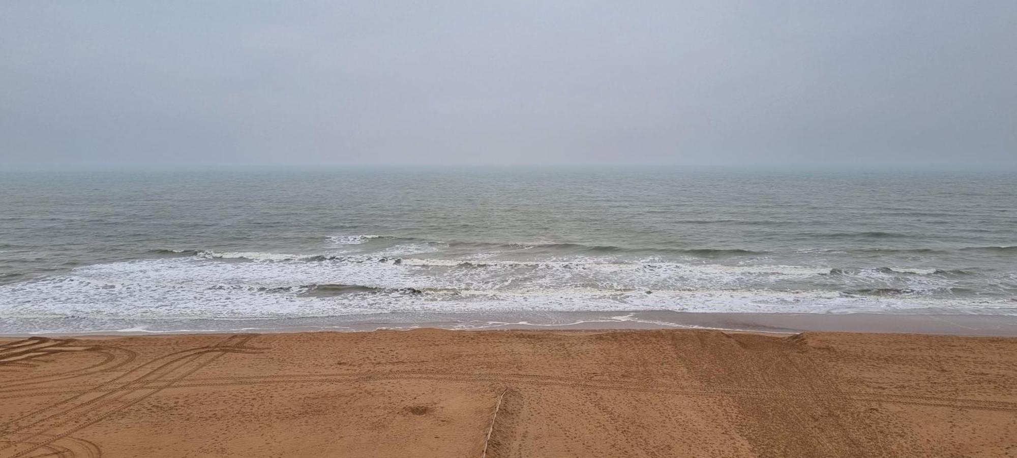 Zeedijk 241, Uitzicht Op Zee, Vue Sur La Mer Koksijde Bagian luar foto